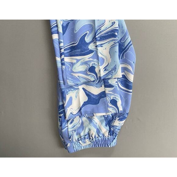 Chico's Pull On Sheer Flex Waist Lightweight Pants. Blue Swirl, Women's 4R. MINT - Picture 3 of 9